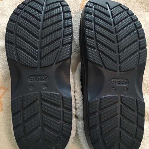 Crocs - Picture 2 of 6